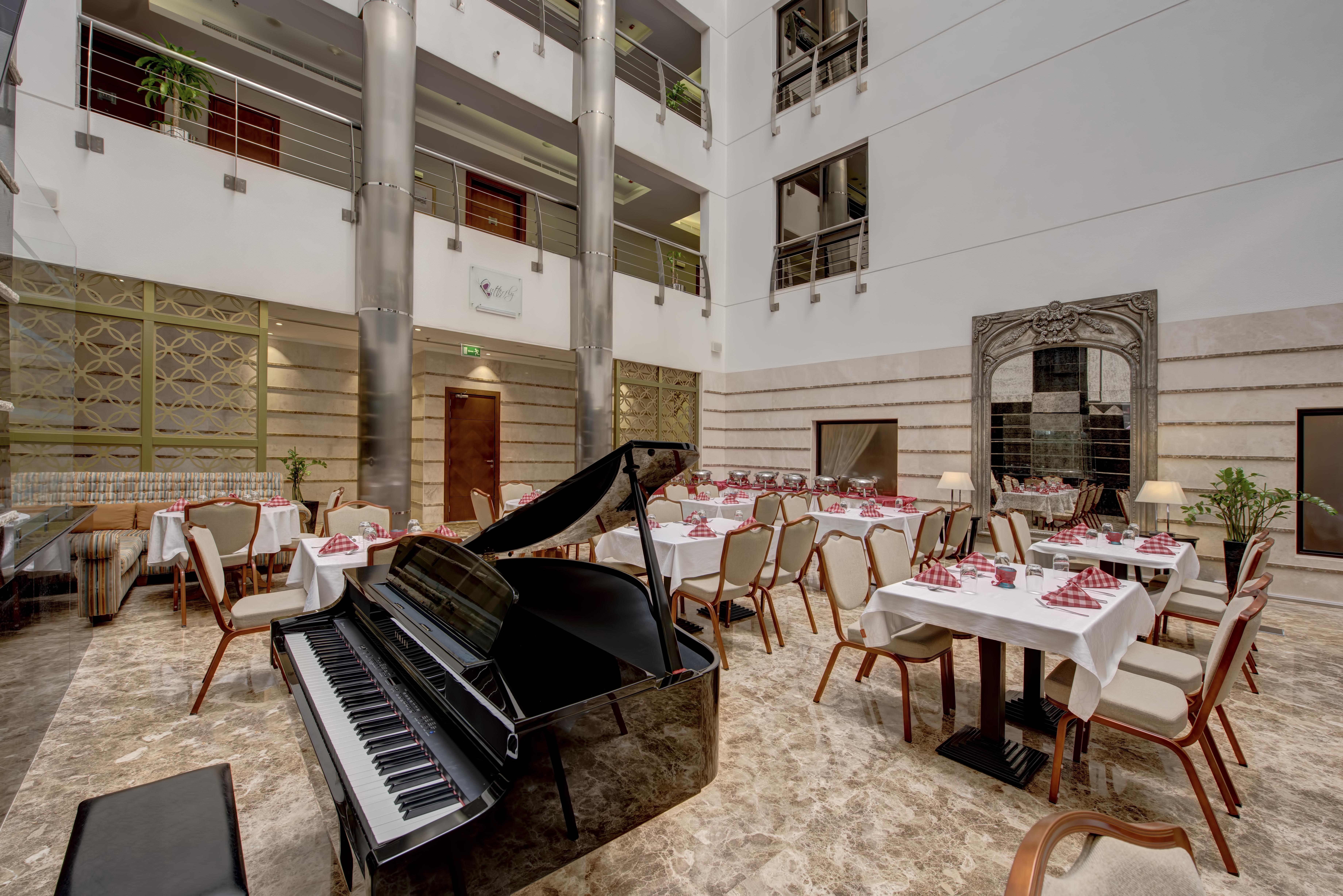 Donatello Hotel Dubai Exterior photo