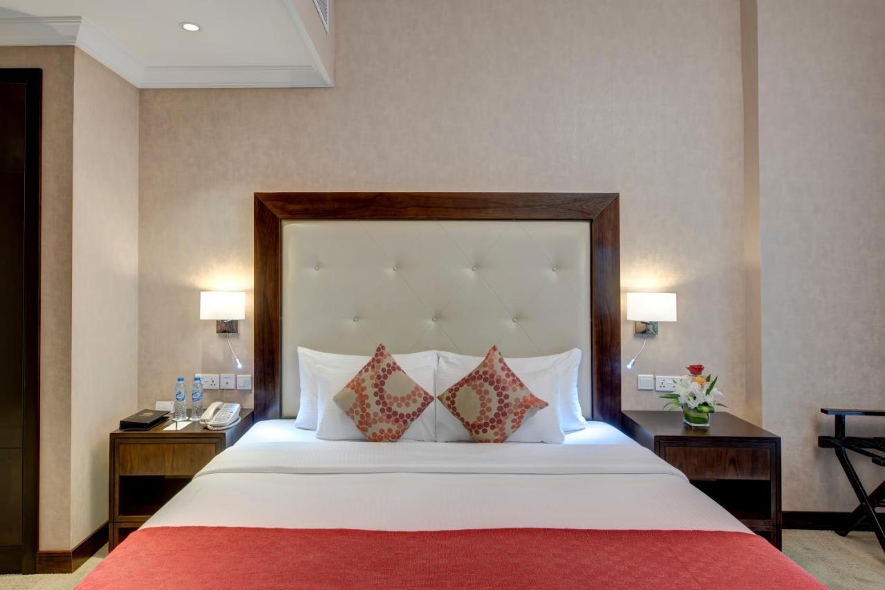 Donatello Hotel Dubai Exterior photo